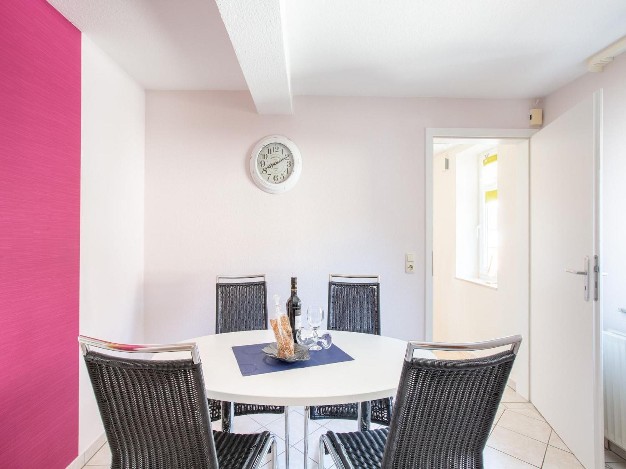 Delightful Holiday Home In Battenberg Near Forest Εξωτερικό φωτογραφία